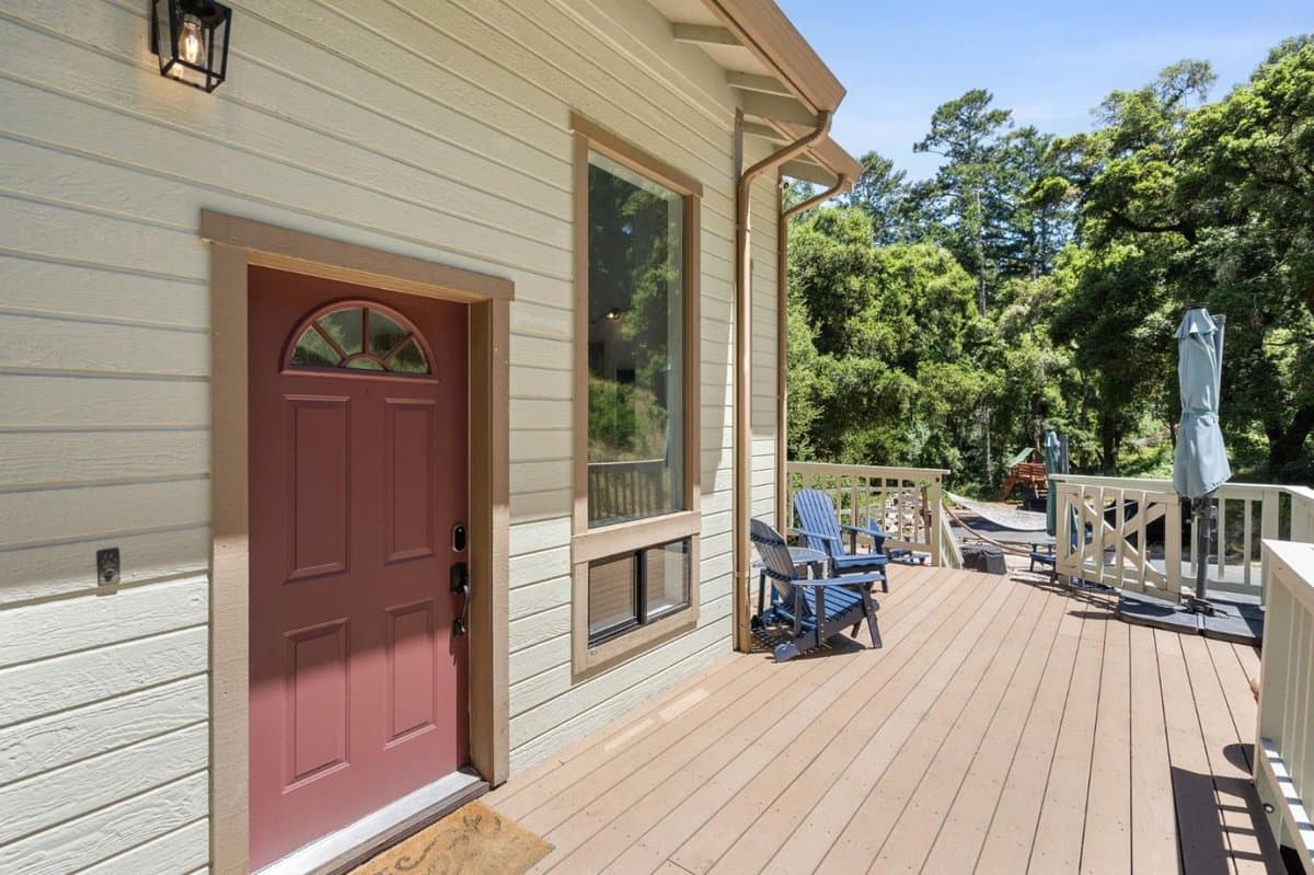 8946 Alpine Road - Photo 2