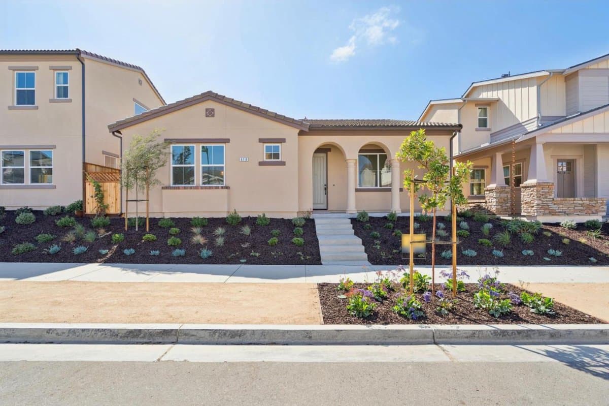 618 Santa Lucia Way - Photo 1