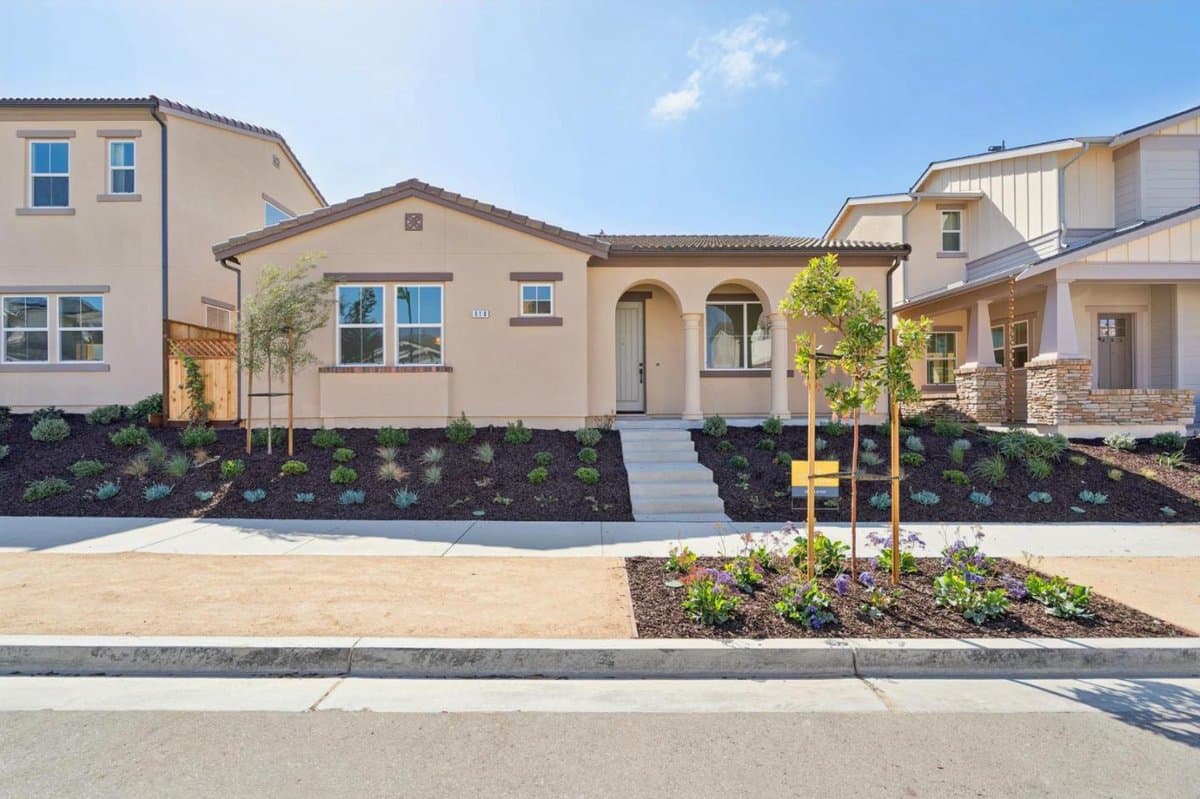618 Santa Lucia Way - Photo 2