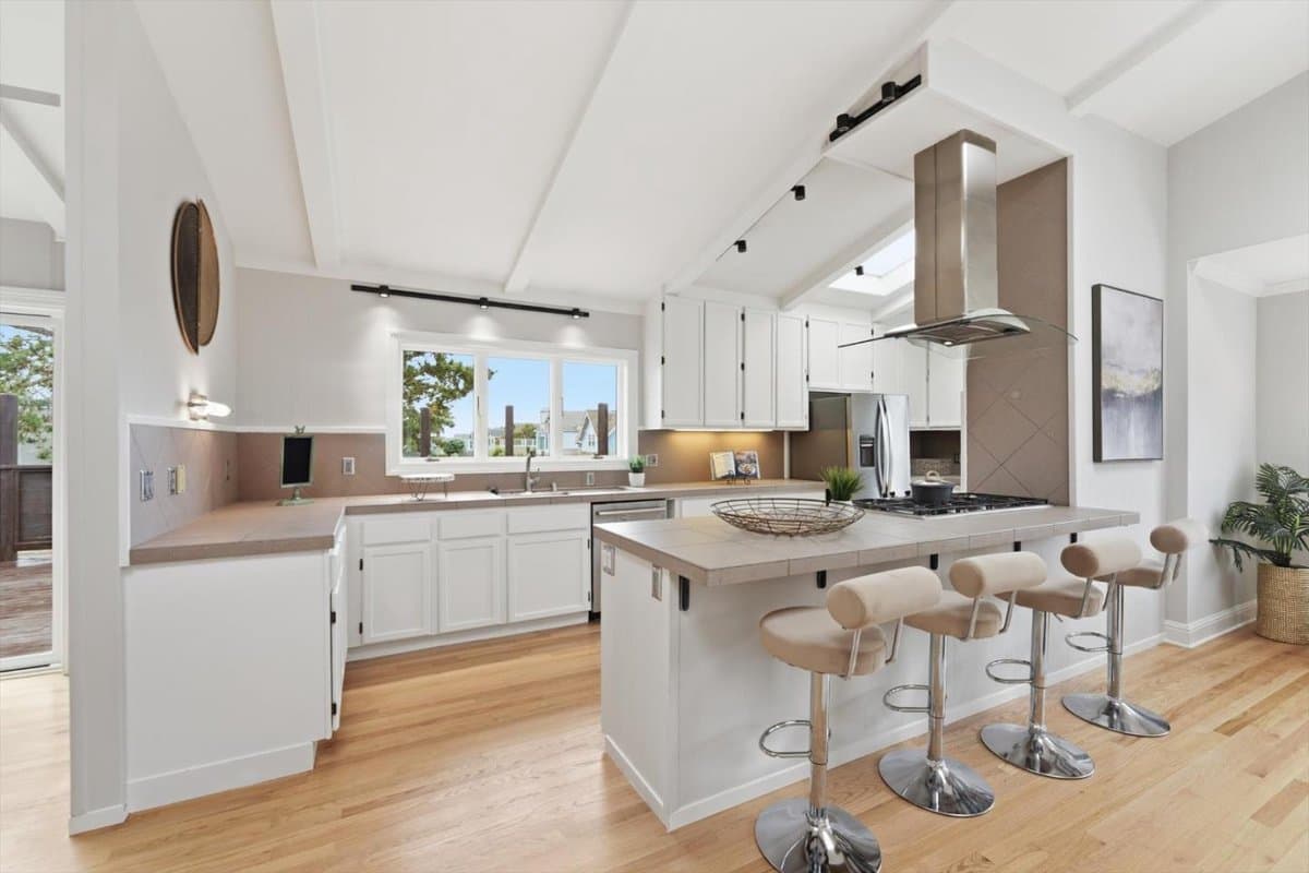 705 Alsace Loraine Avenue - Photo 5