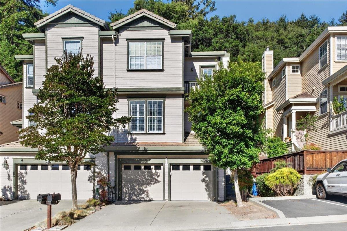 113 Woodhill Drive - Photo 1