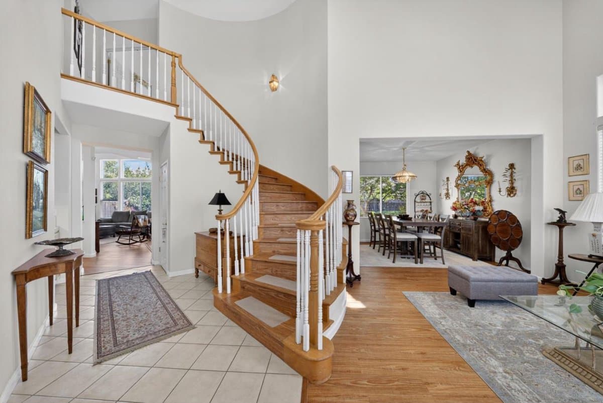 1405 Casablanca Circle - Photo 4