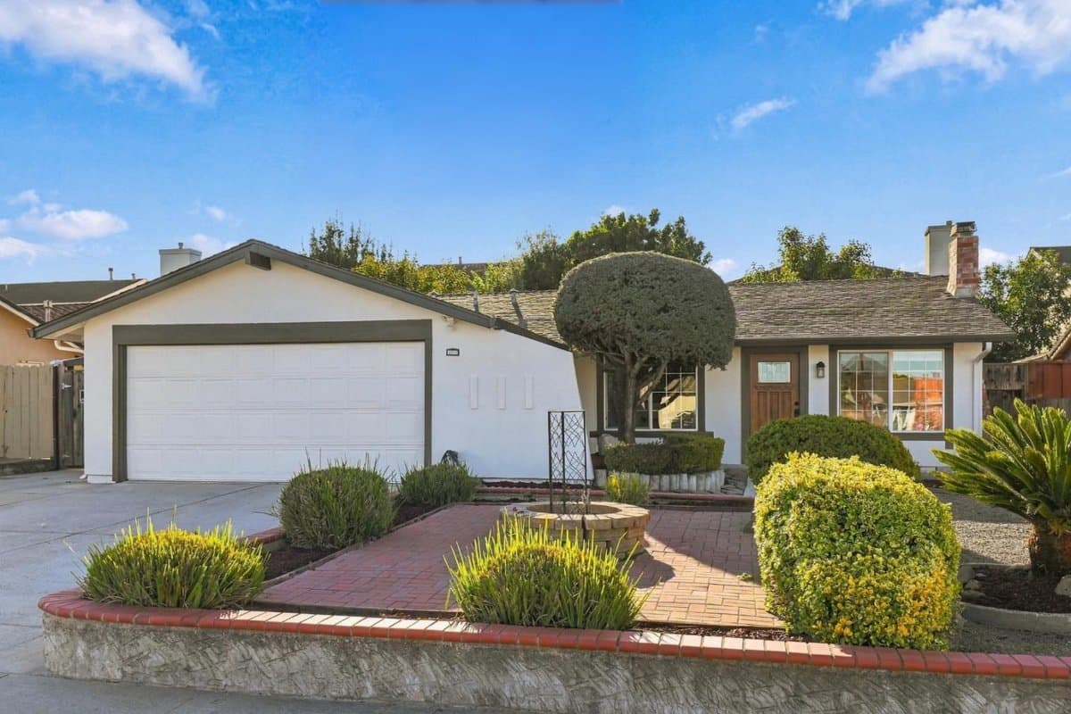 2032 Nunes Drive - Photo 1