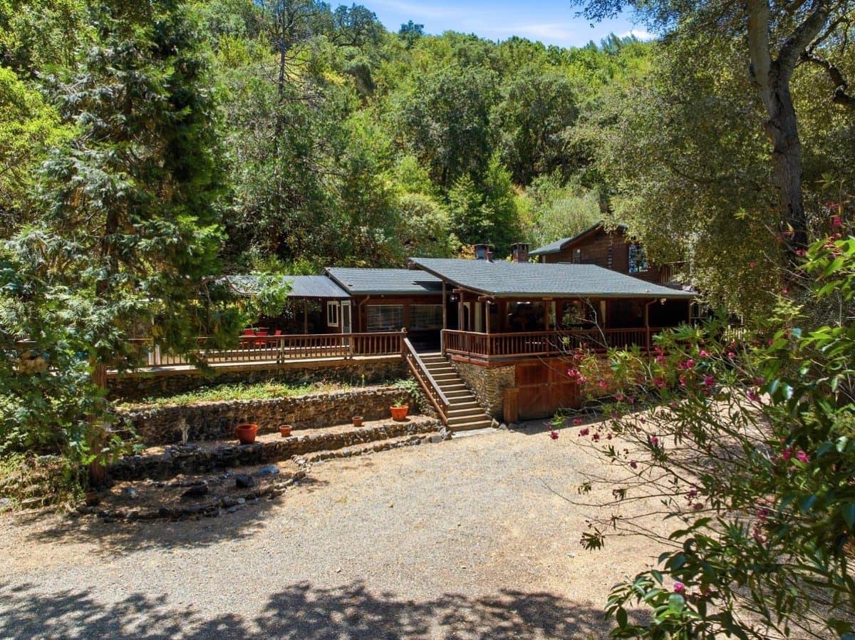 322 Casa Loma Road - Photo 2