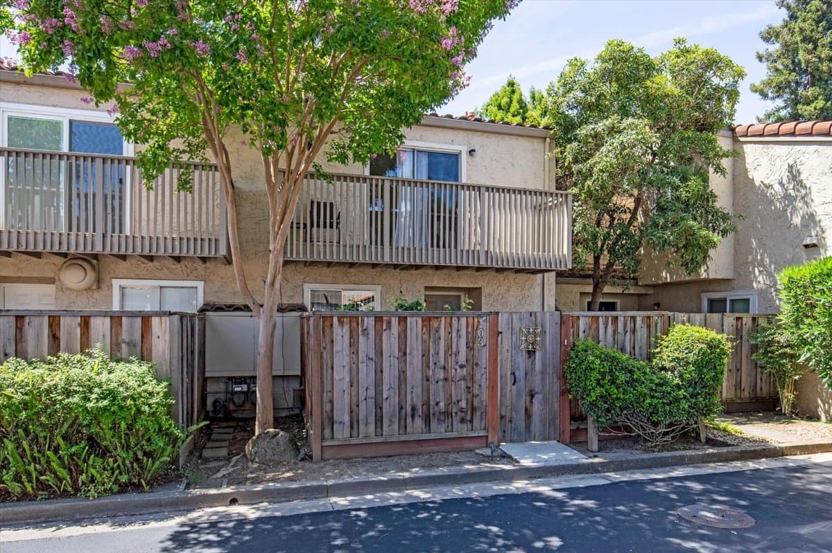 103 Mission Drive - Photo 1