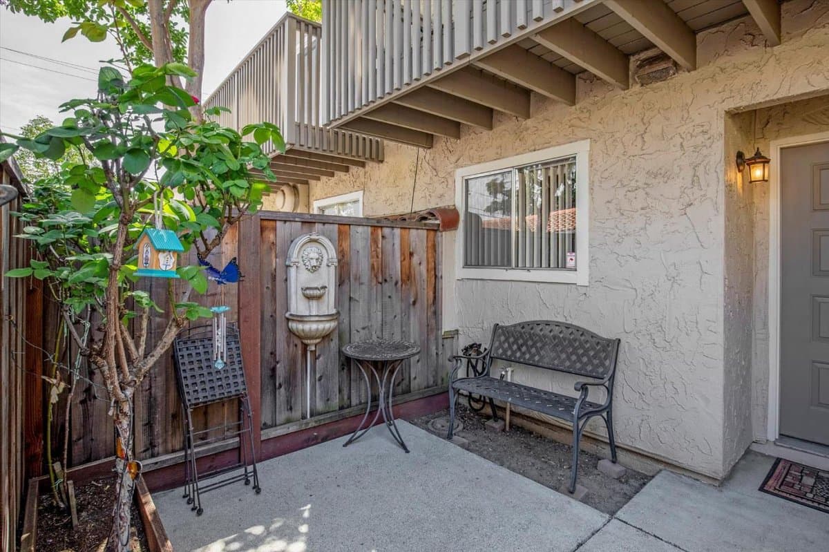 103 Mission Drive - Photo 3
