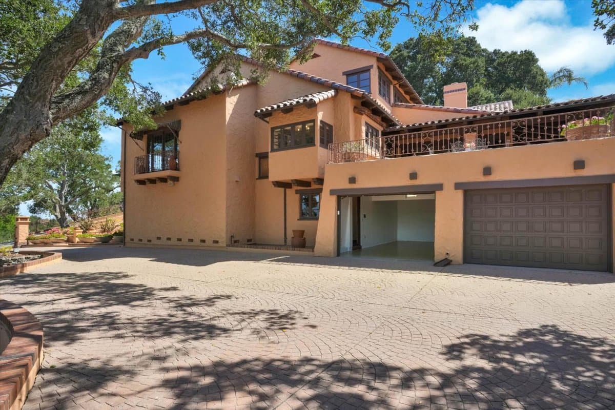 15295 Kennedy Road - Photo 2