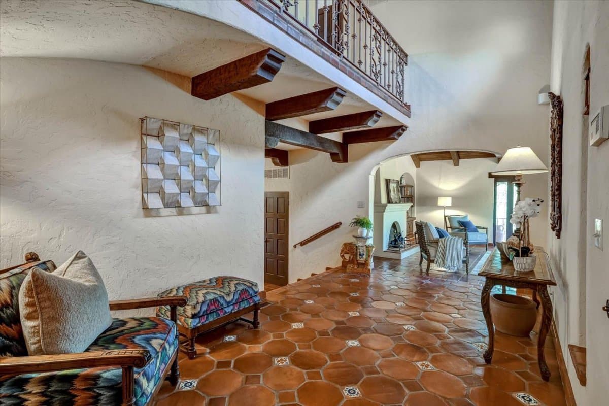 15295 Kennedy Road - Photo 4