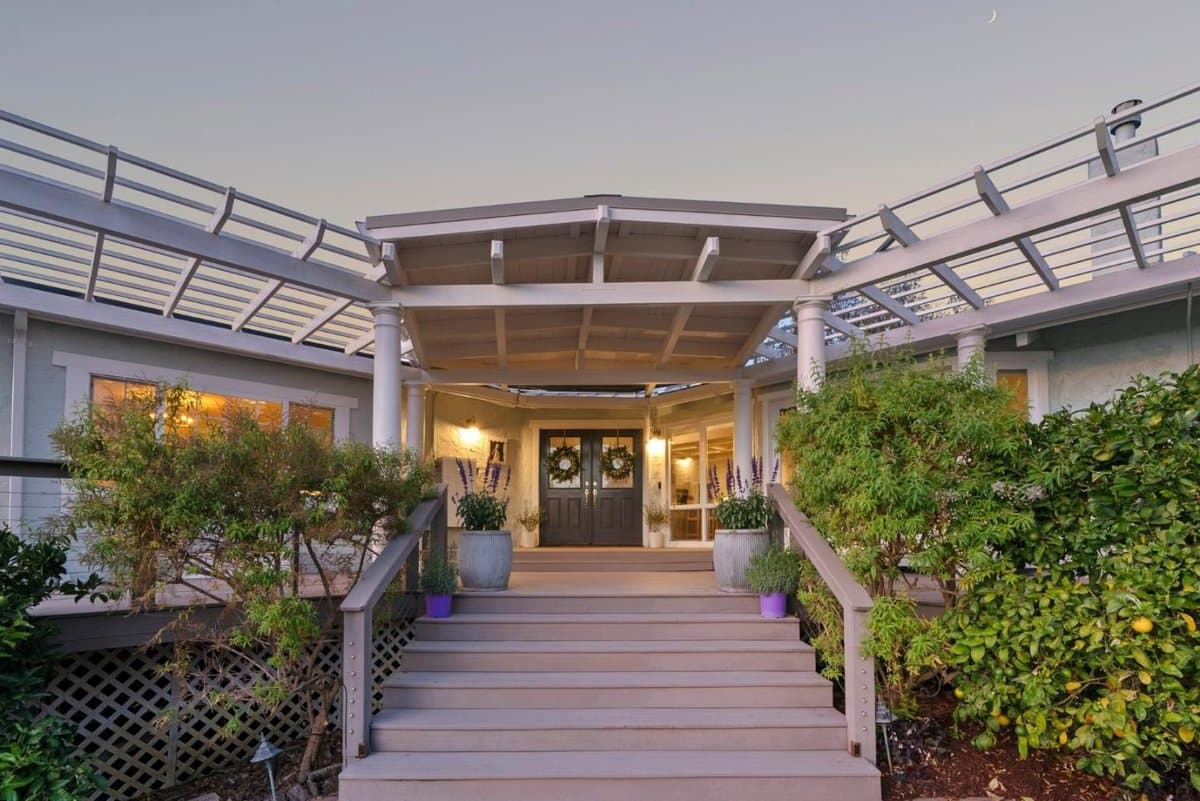 3999 Cherryvale Avenue - Photo 3