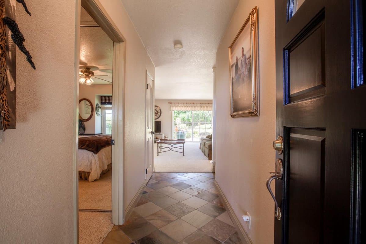 1600 Anson Court - Photo 4