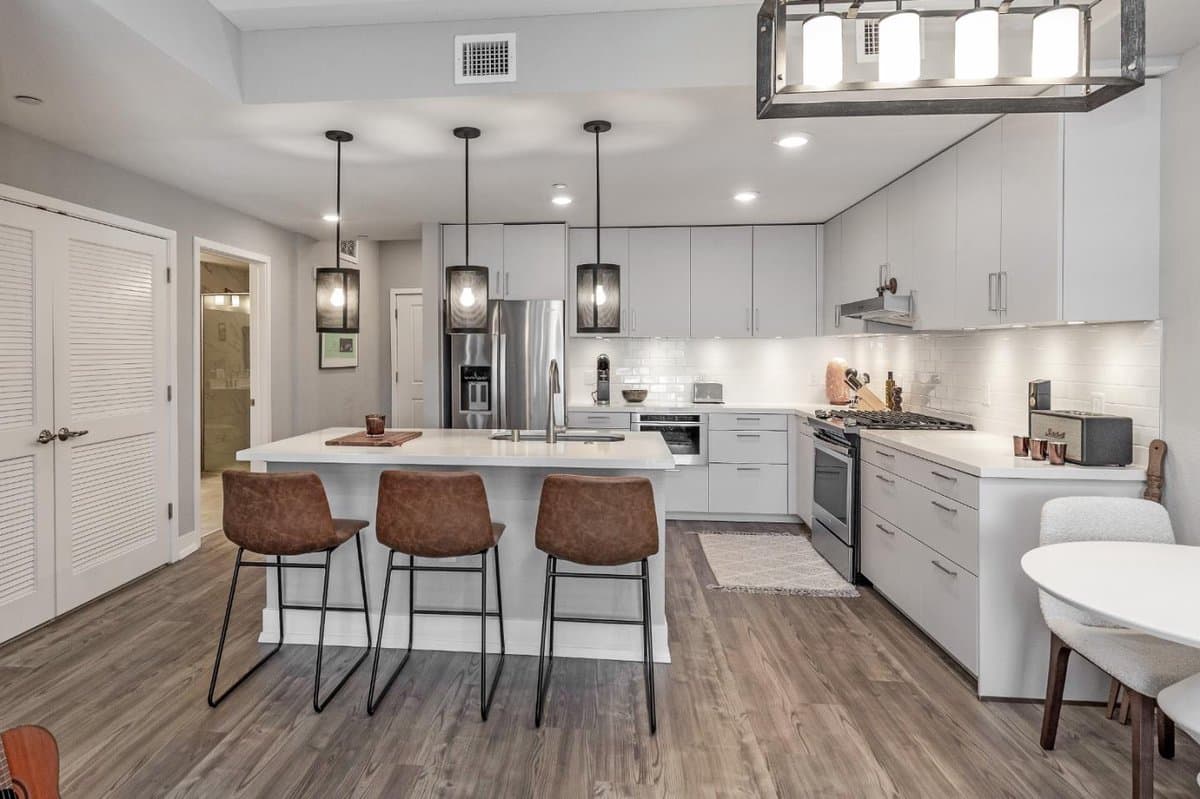 1048 Monroe Street #207 - Photo 5