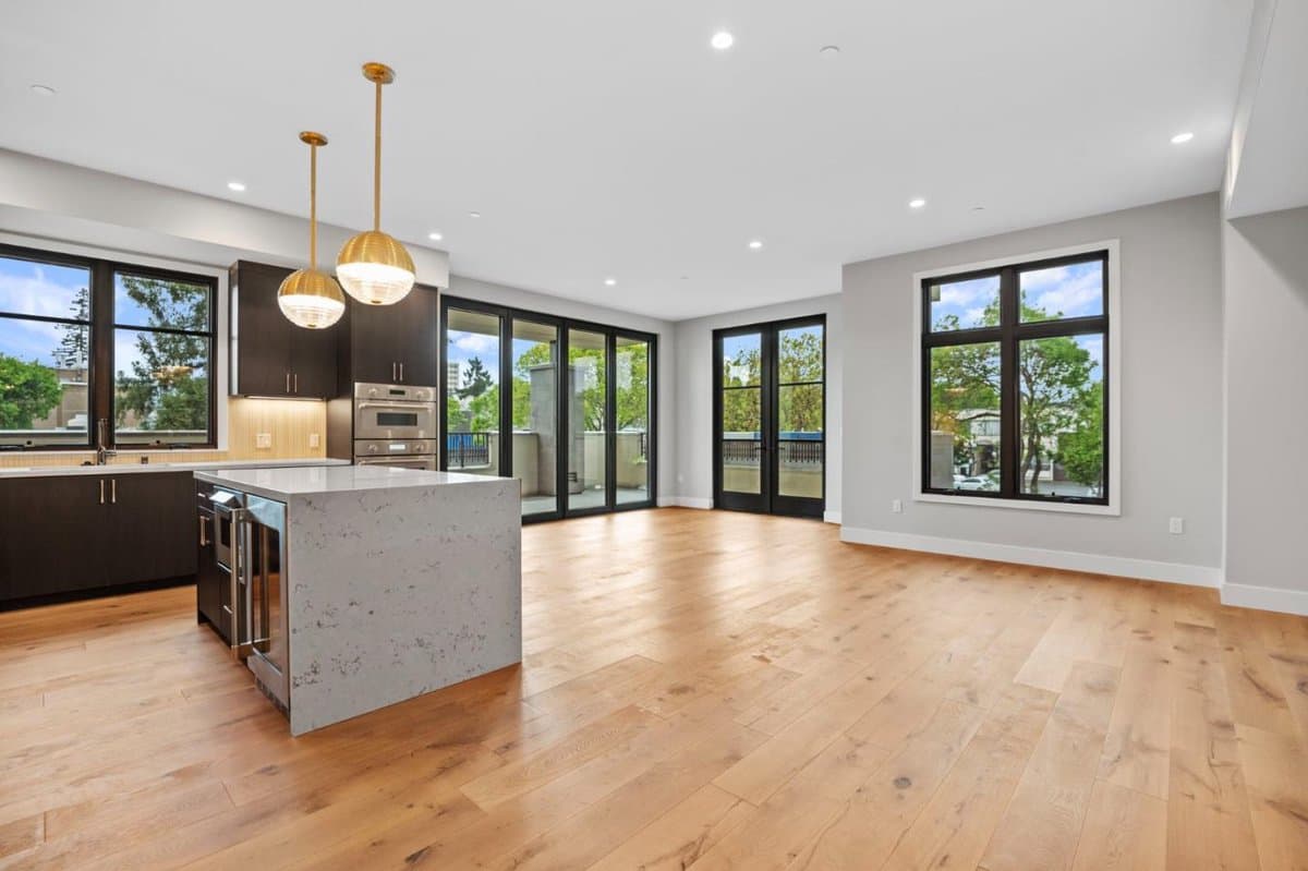 227 Hope Street - Photo 3