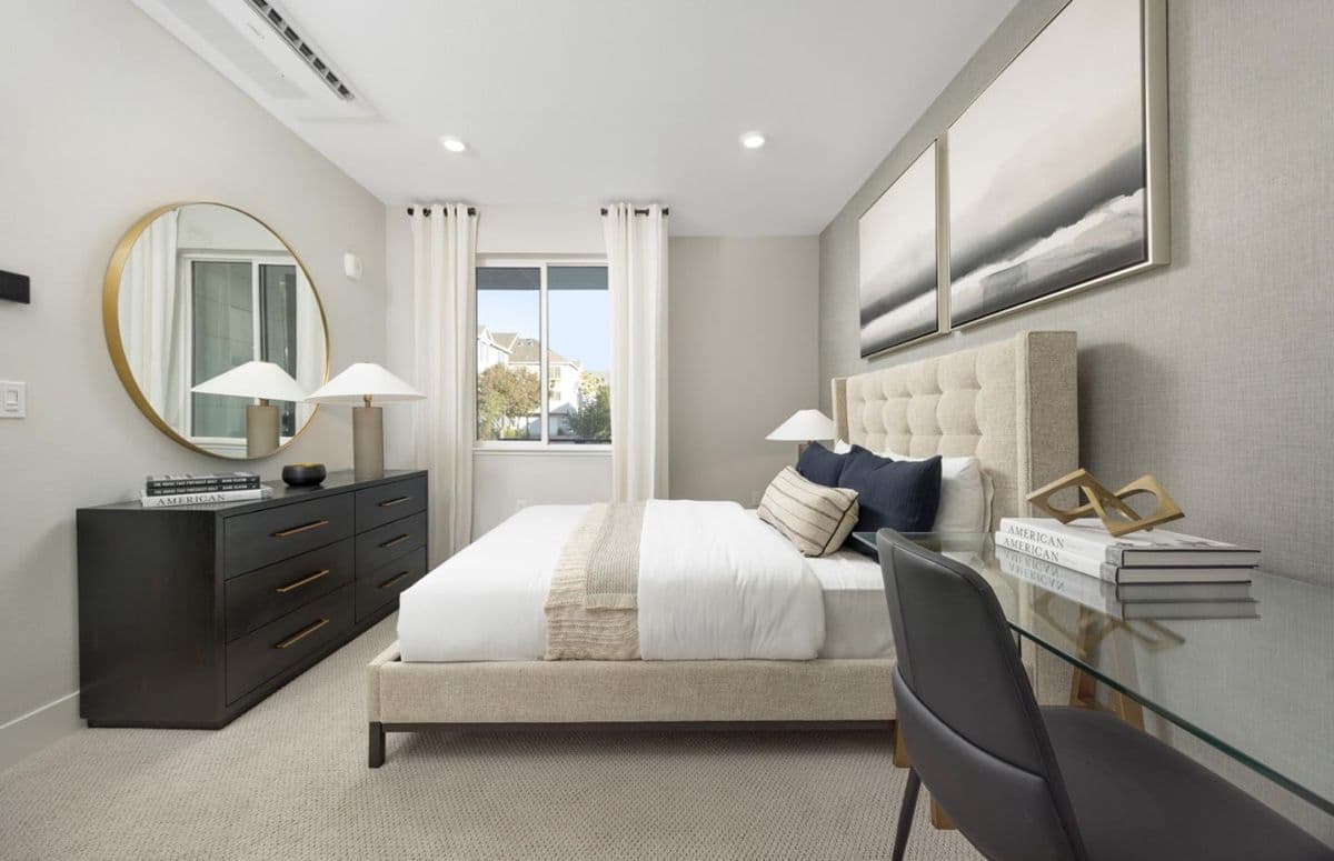 1139 Milan Terrace #5 - Photo 5