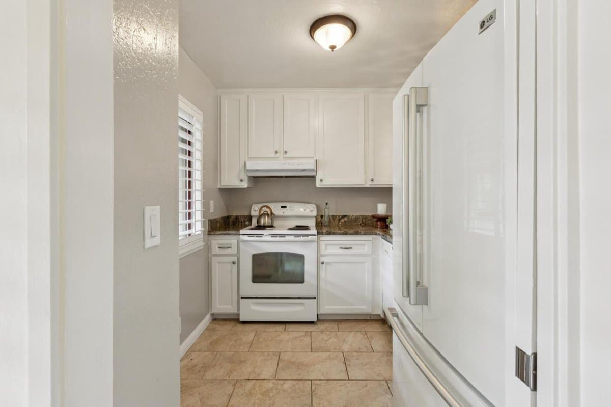 443 Alberto Way #B218 - Photo 5
