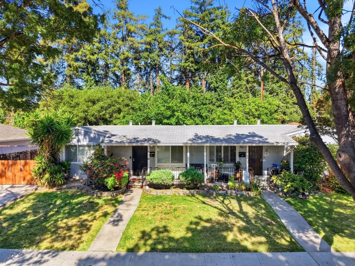 594 North Daniel Way - Photo 2