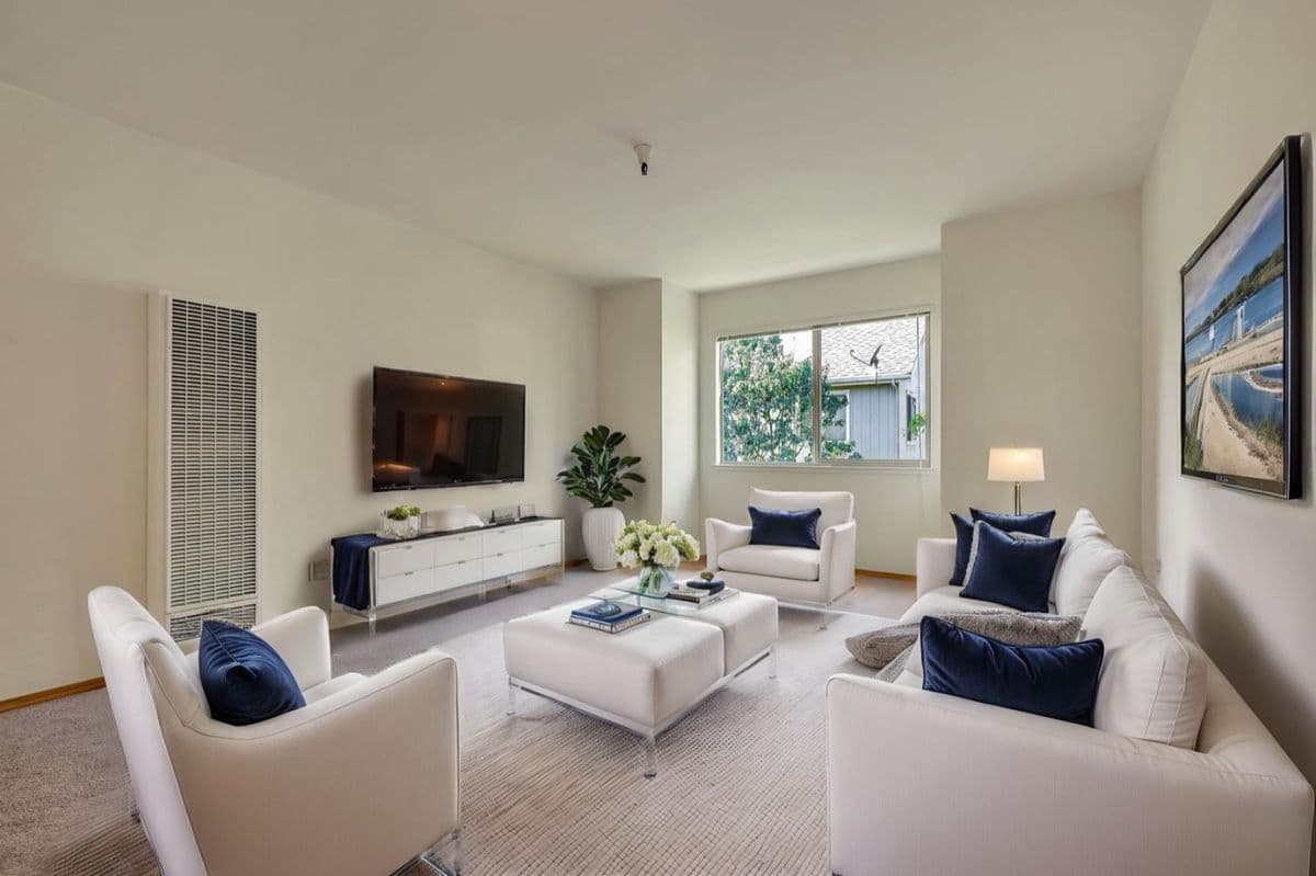 203 Vista Prieta Court - Photo 1