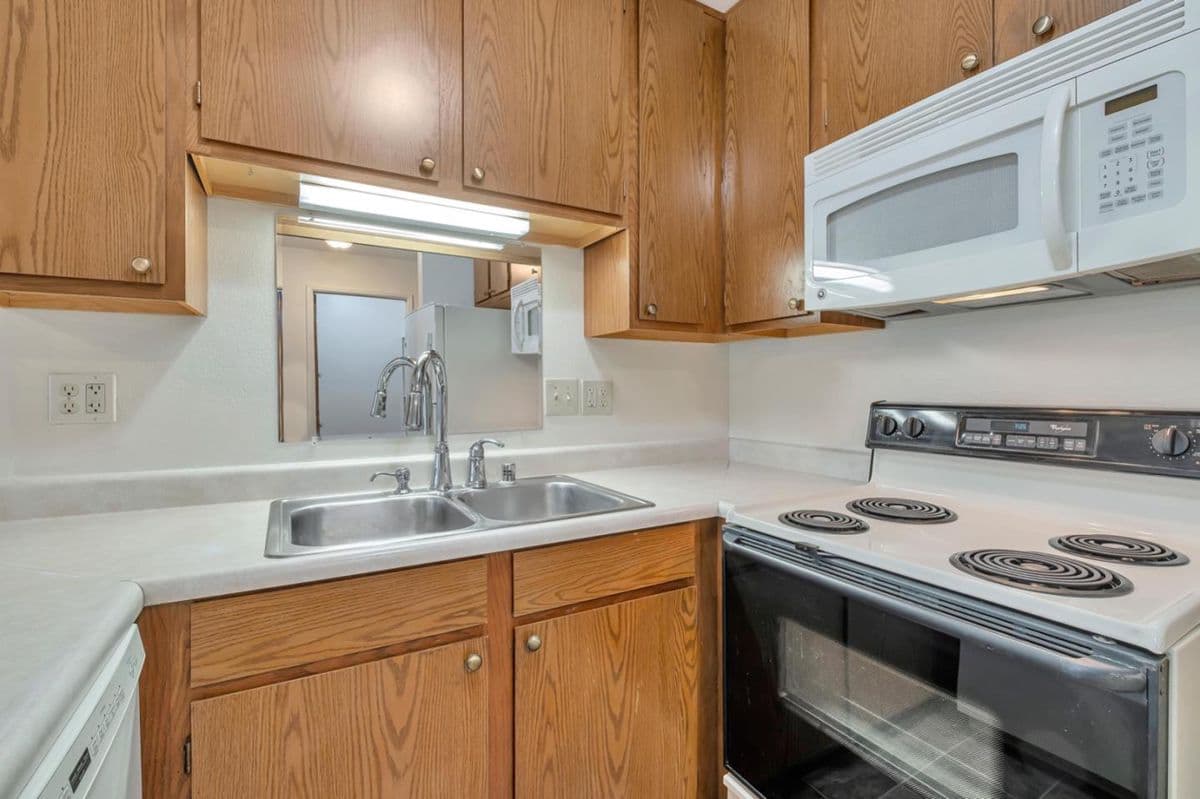203 Vista Prieta Court - Photo 5