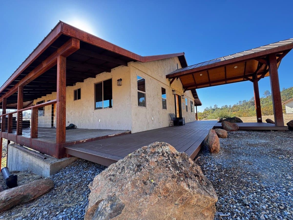 2280 Roan Road - Photo 2