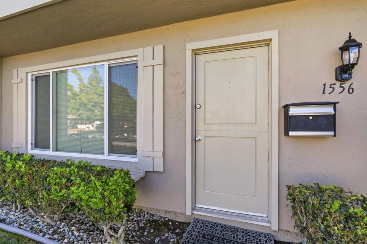 1556 Clear Lake Avenue - Photo 5
