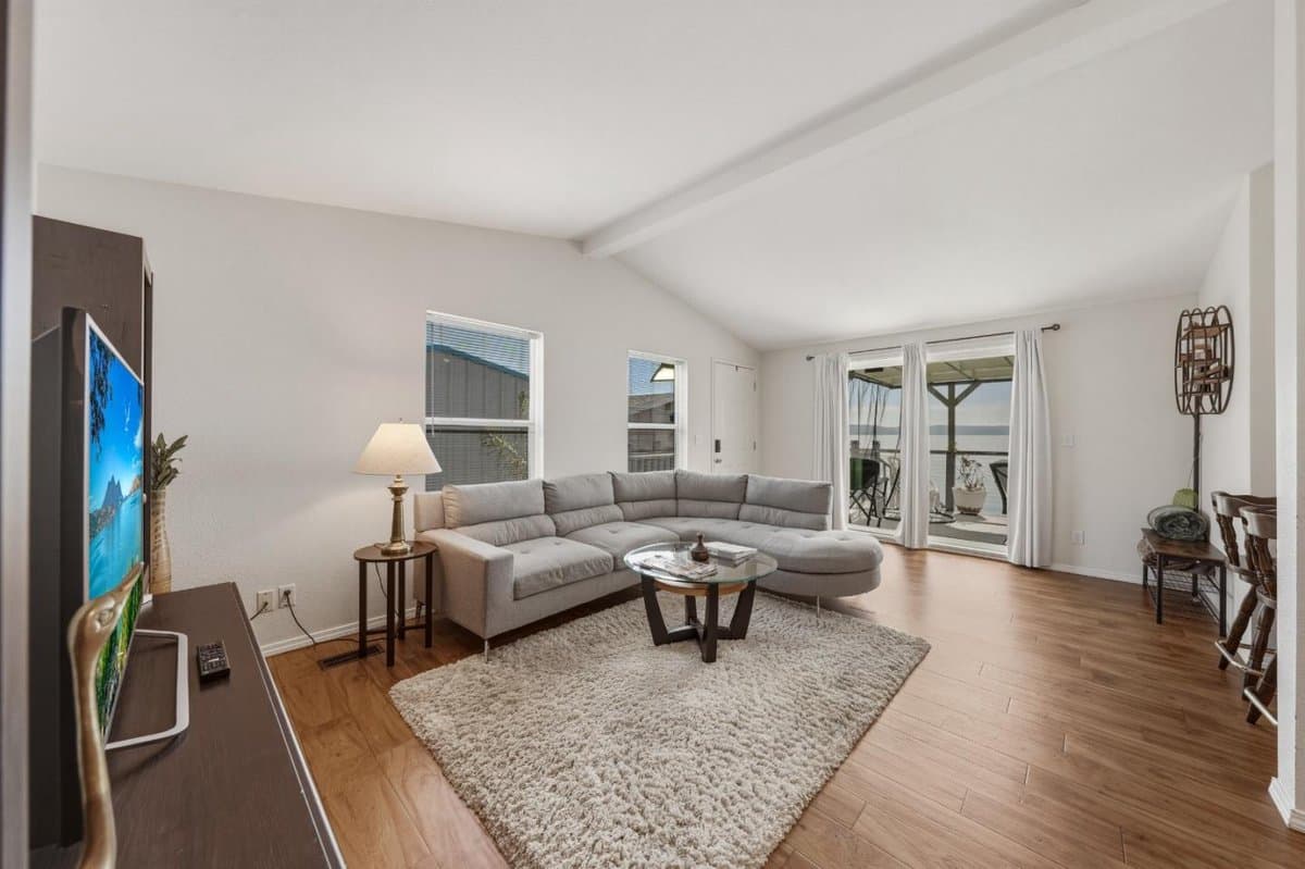 4315 Lakeshore Boulevard - Photo 5