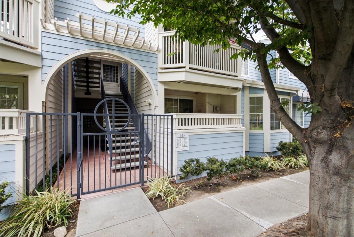 613 Arcadia Terrace #102 - Photo 3