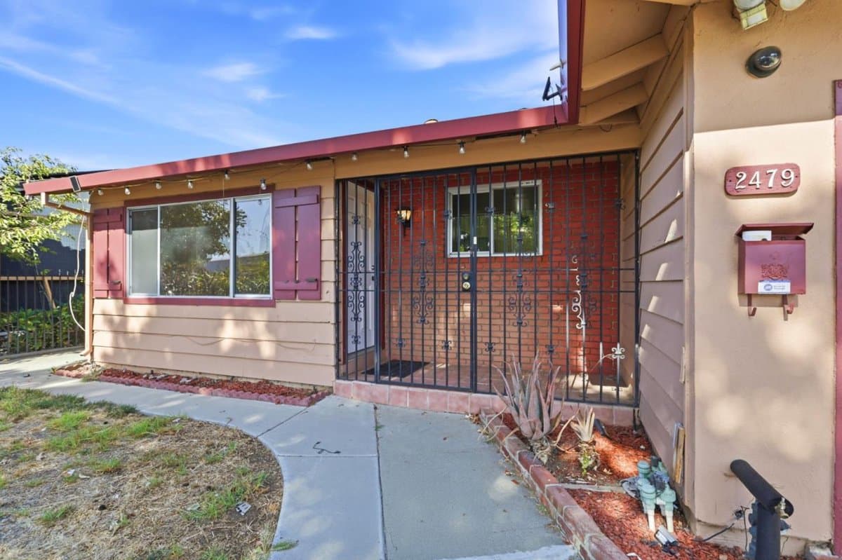 2479 Ocala Avenue - Photo 5