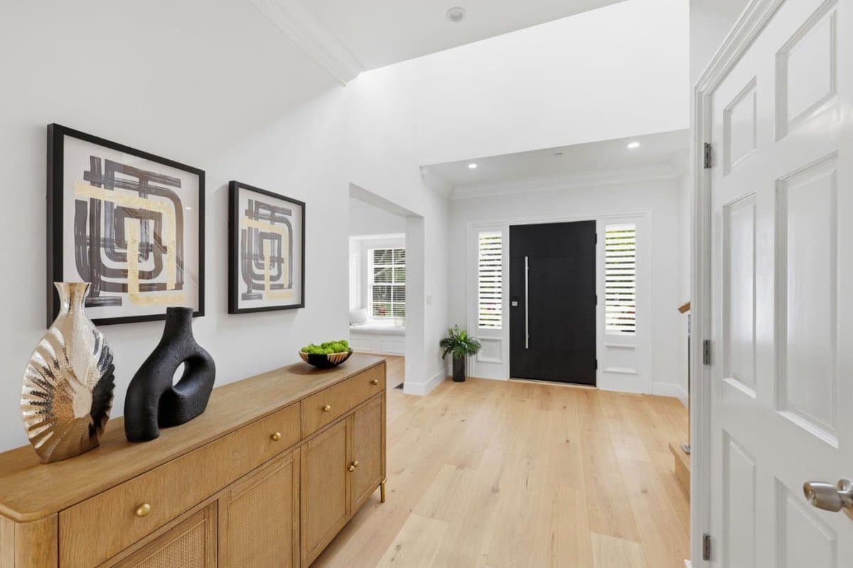280 Uplands Drive - Photo 3