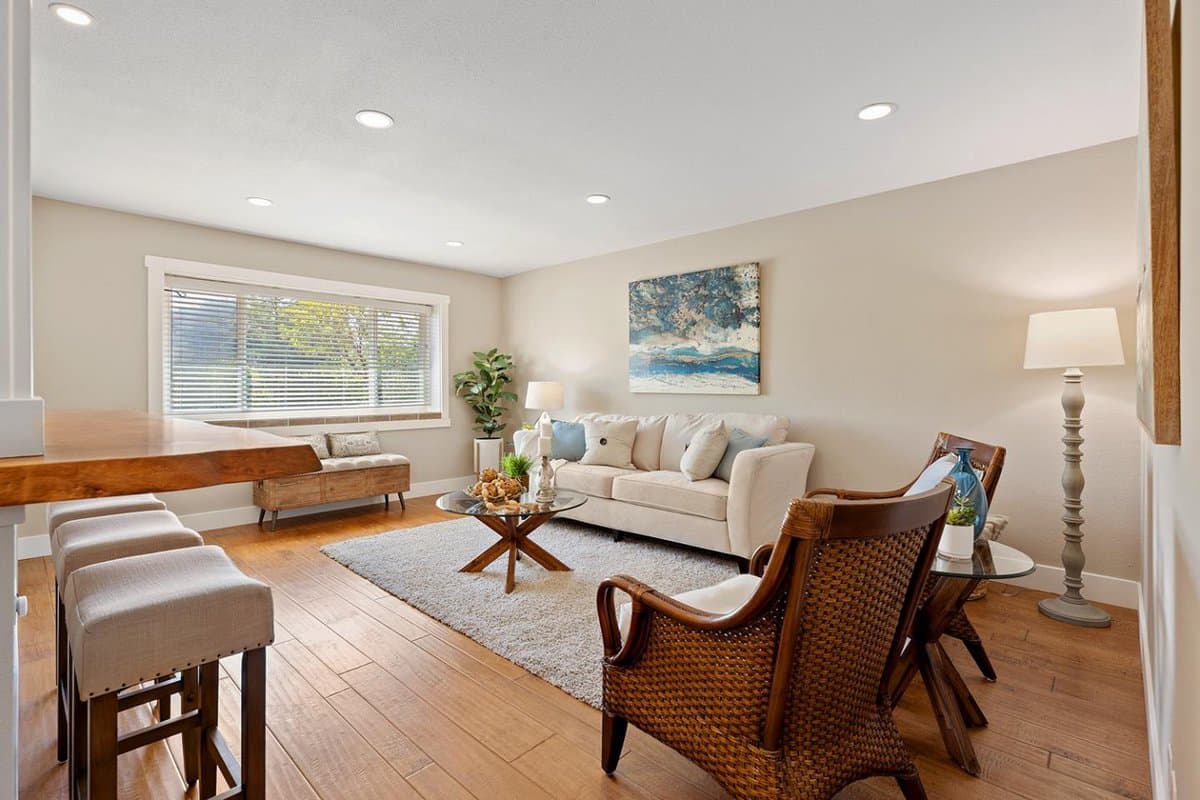 151 Siesta Drive - Photo 3