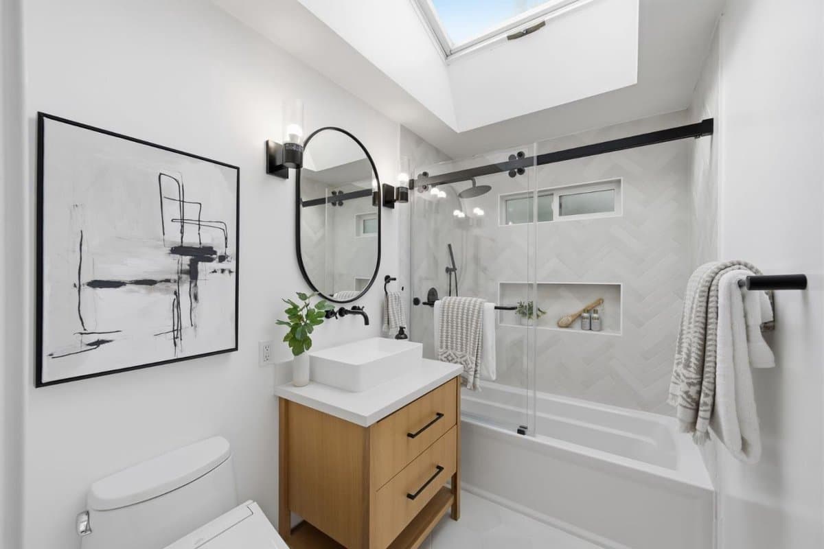 1005 Hall Street - Photo 3