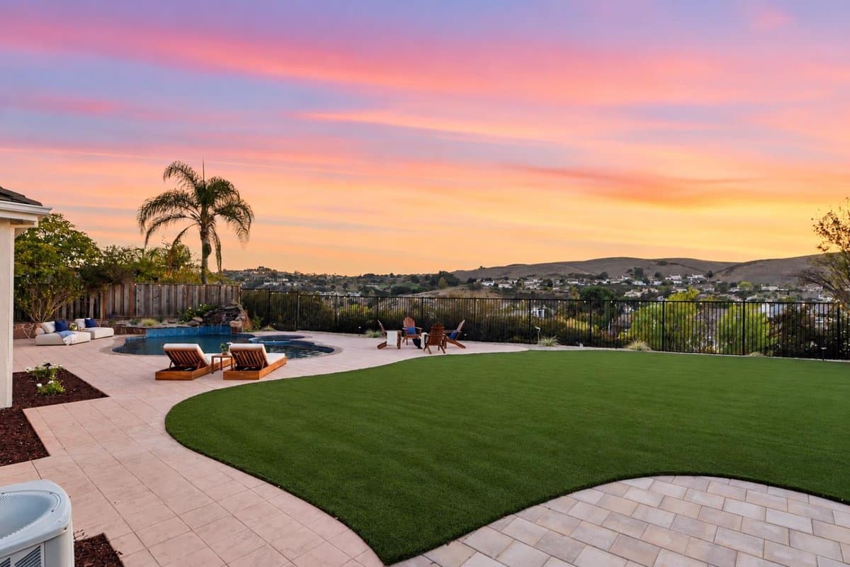 5337 Canyon Hills Lane - Photo 4