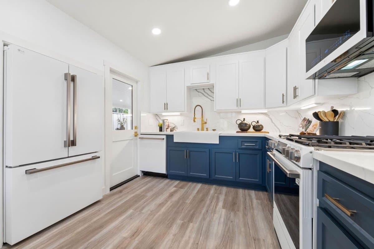 2015 Jackson Street - Photo 4