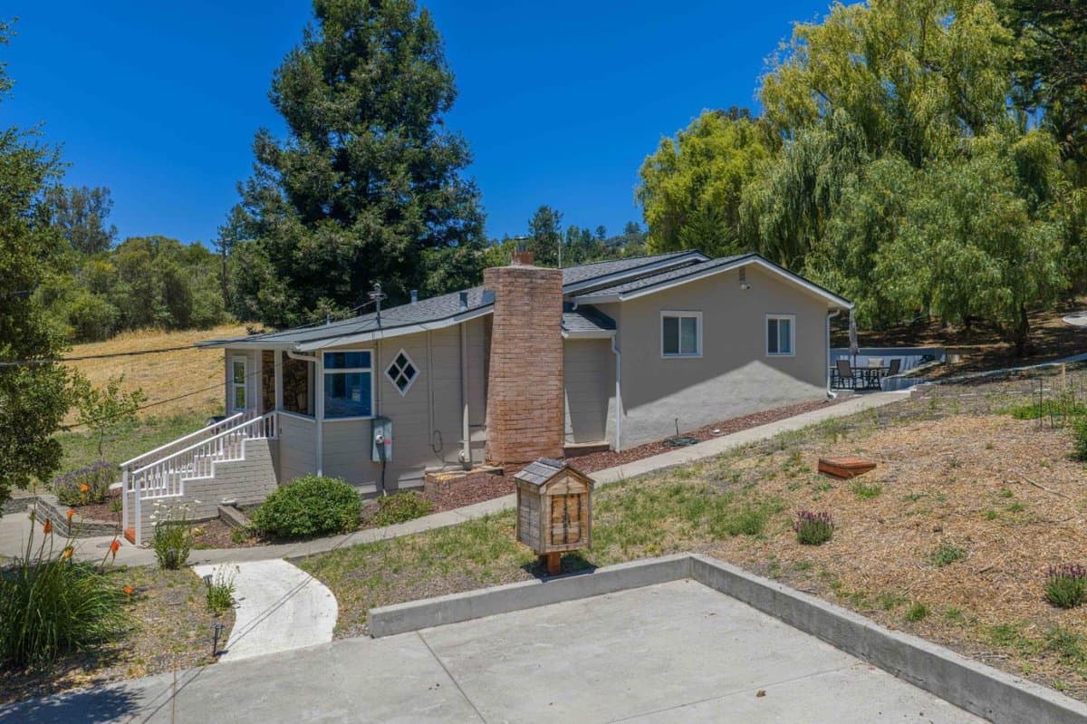 11 Recreation Drive - Photo 3