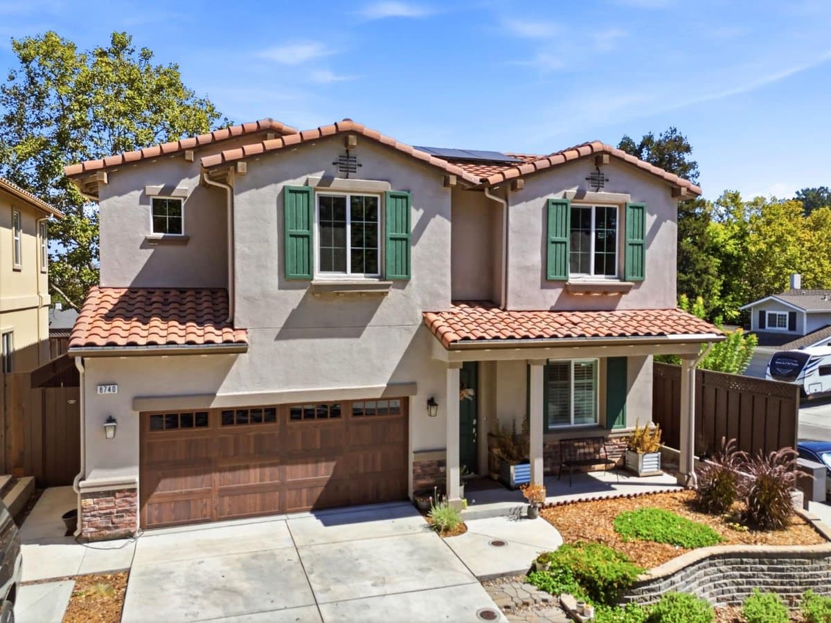 8740 Evergreen Court - Photo 2