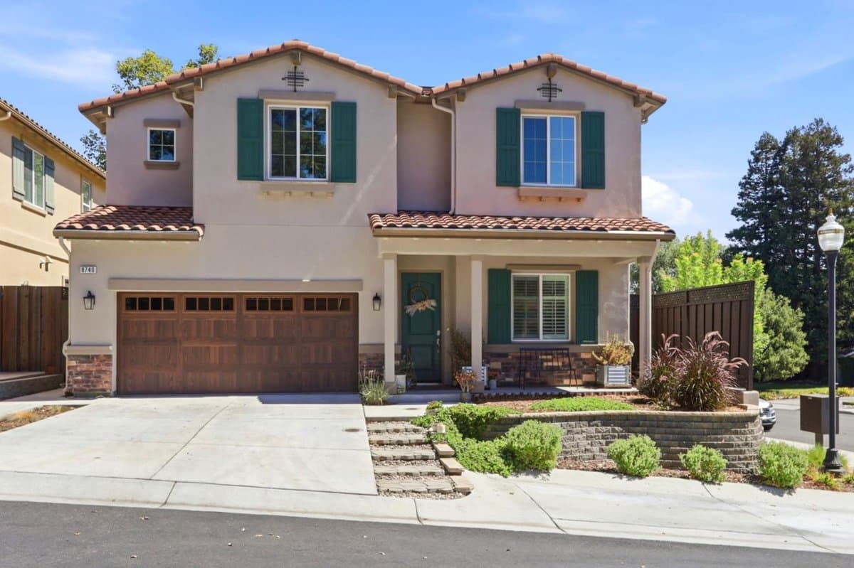 8740 Evergreen Court - Photo 3