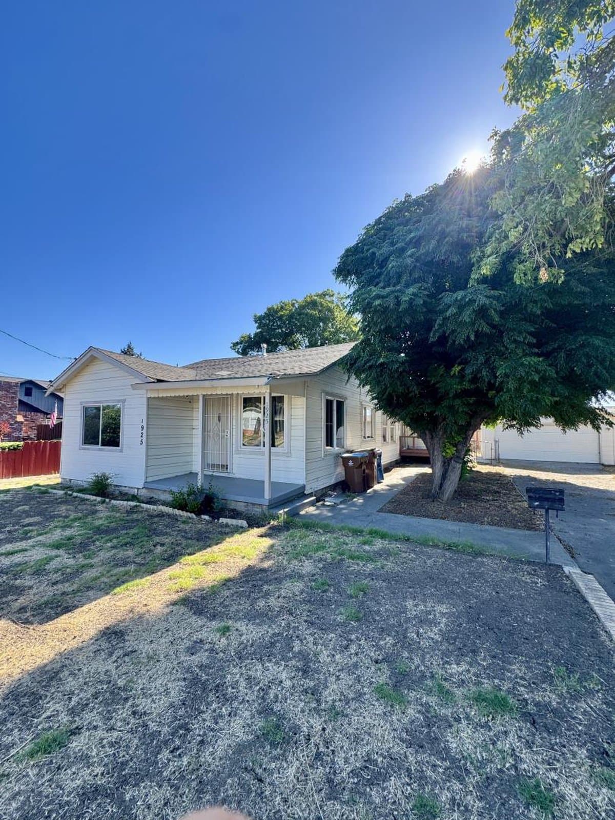 1925 Alpha Way - Photo 2