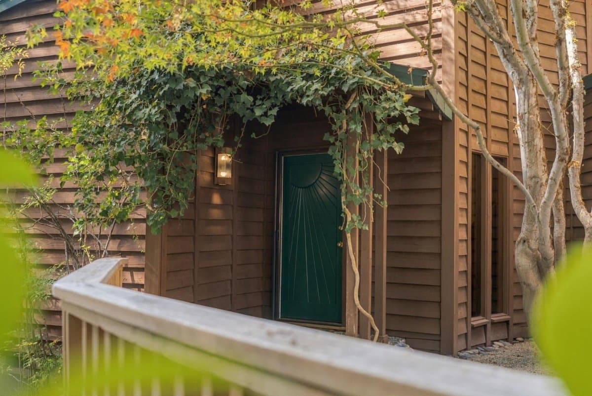 171 Tradewinds Drive - Photo 2