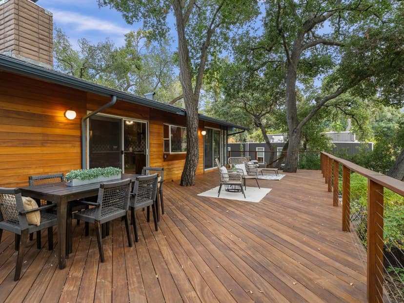 1269 Chateau Drive - Photo 1 of 8
