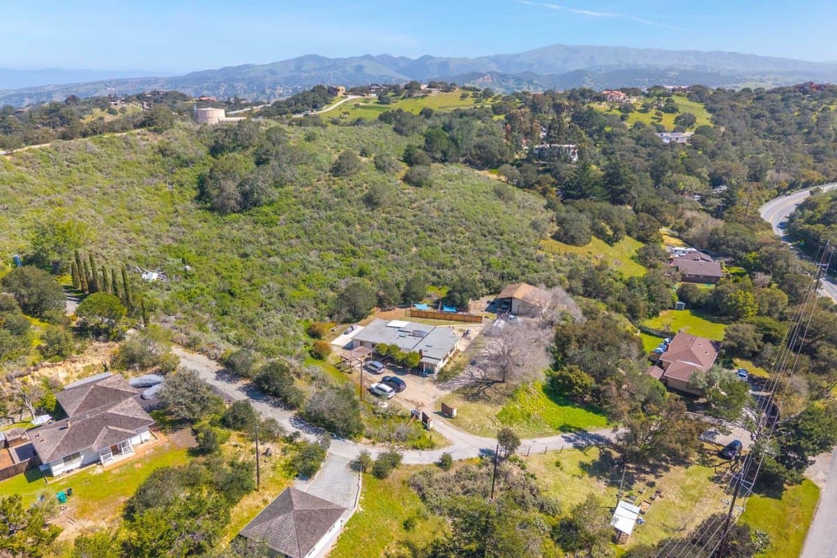 77 Laureles Grade - Photo 2