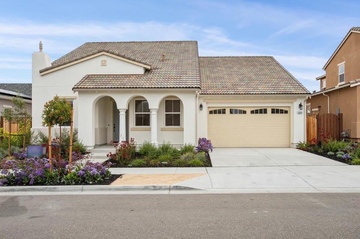 3088 Arroyo Drive - Photo 1