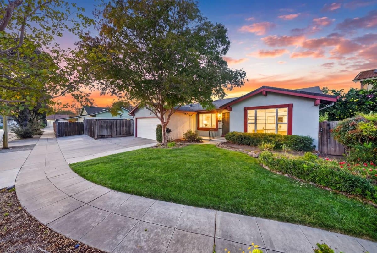 369 Grandin Court - Photo 3