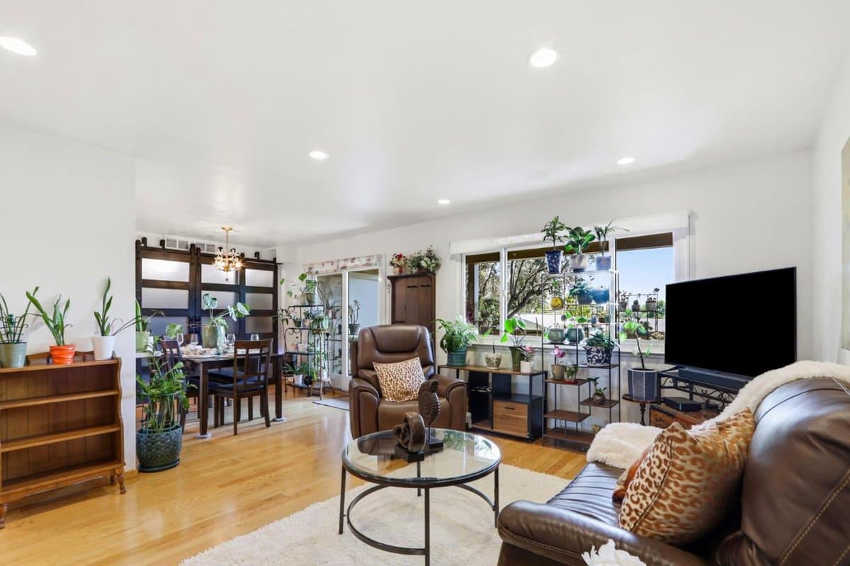 5058 Cribari Vale - Photo 5