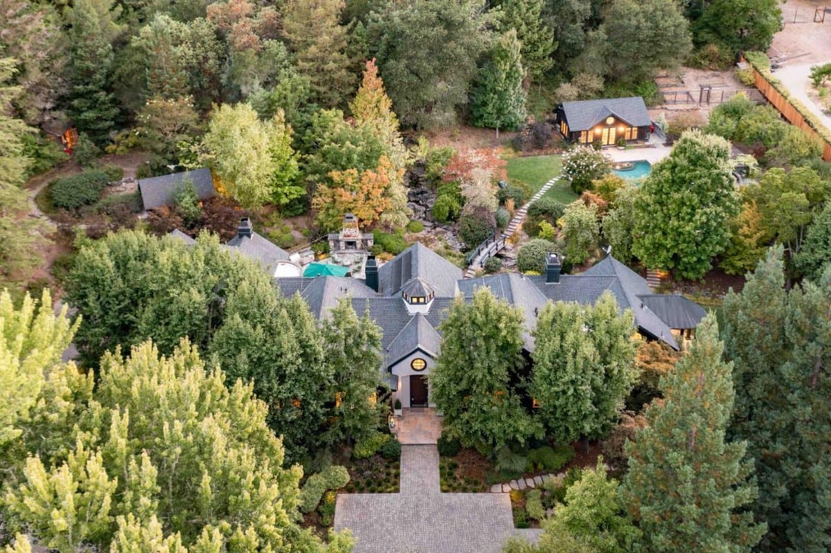 160 Phillip Road - Photo 2
