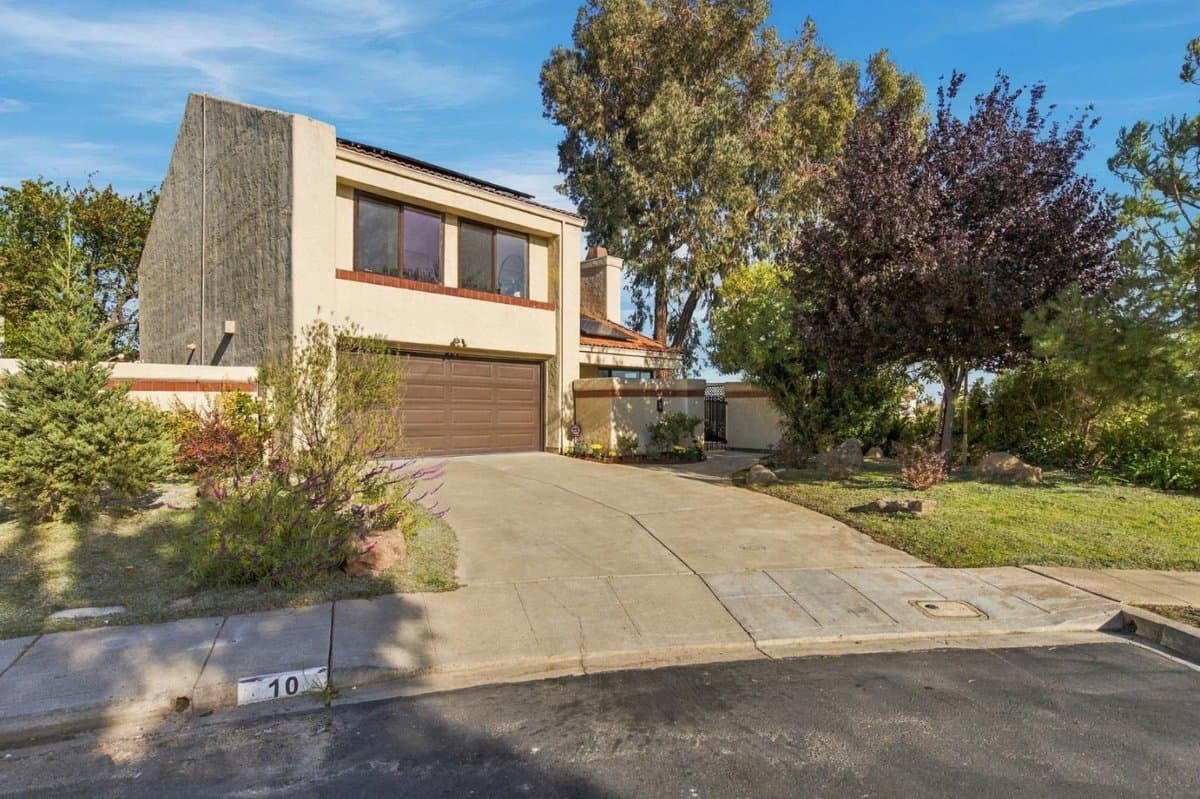 10 Portofino Circle - Photo 2