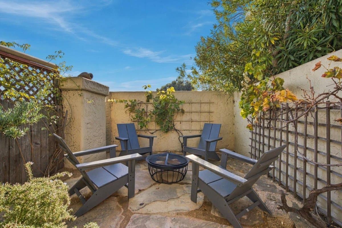 10 Portofino Circle - Photo 3
