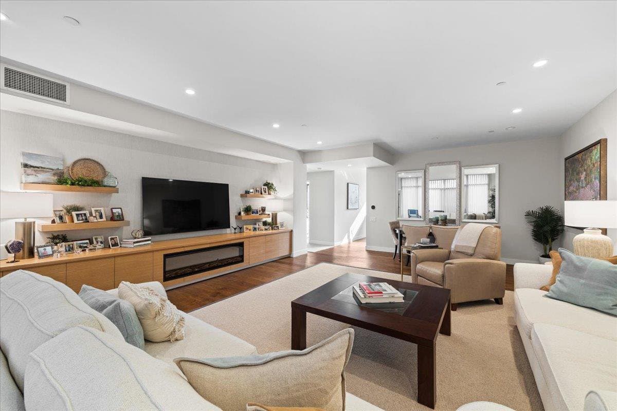 20 West 3rd Avenue #202 - Photo 4