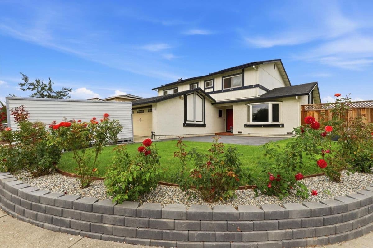 7185 Orchard Drive - Photo 2