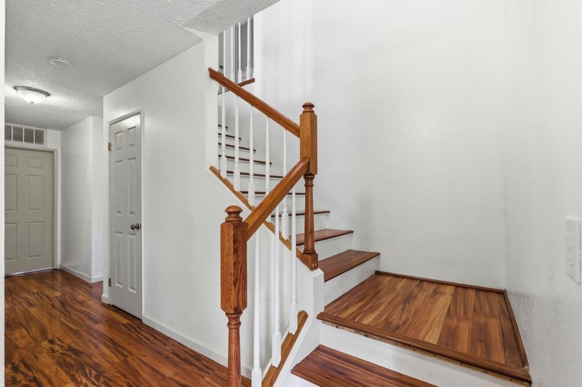 7185 Orchard Drive - Photo 3