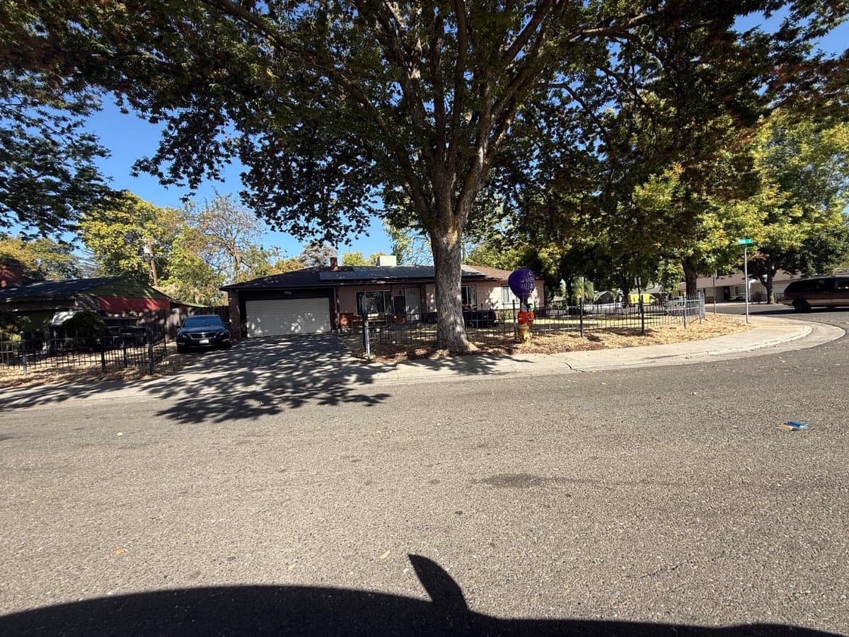 1 West Mayfair Avenue - Photo 2