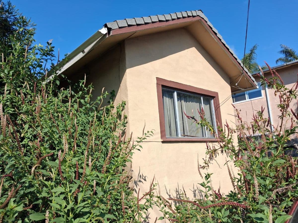 8901 D Street - Photo 4