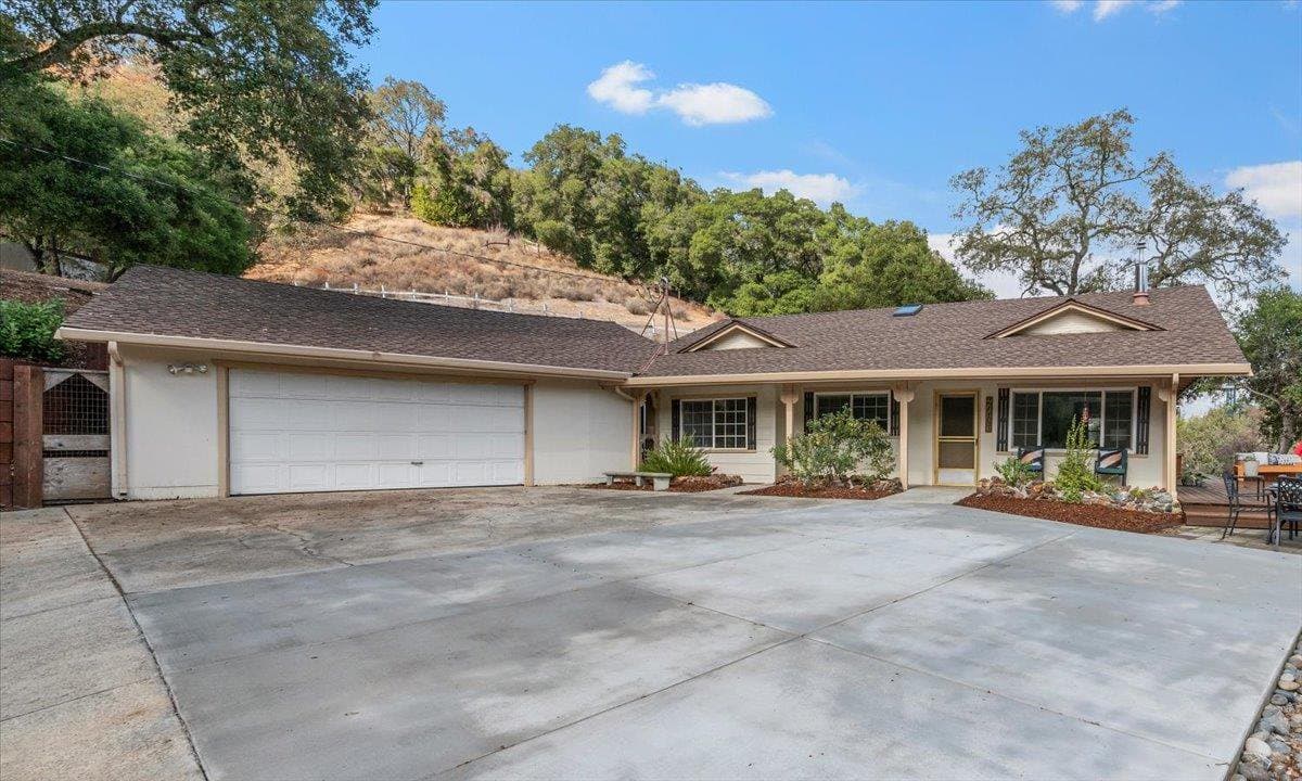 21187 Almaden Road - Photo 3